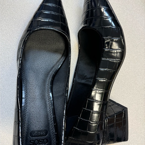 ASOS Design Saint block mid heeled shoes. Black Croc - Picture 1 of 9